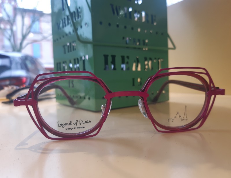 Modèles de lunettes de vue Legend of Paris roses à Toulouse