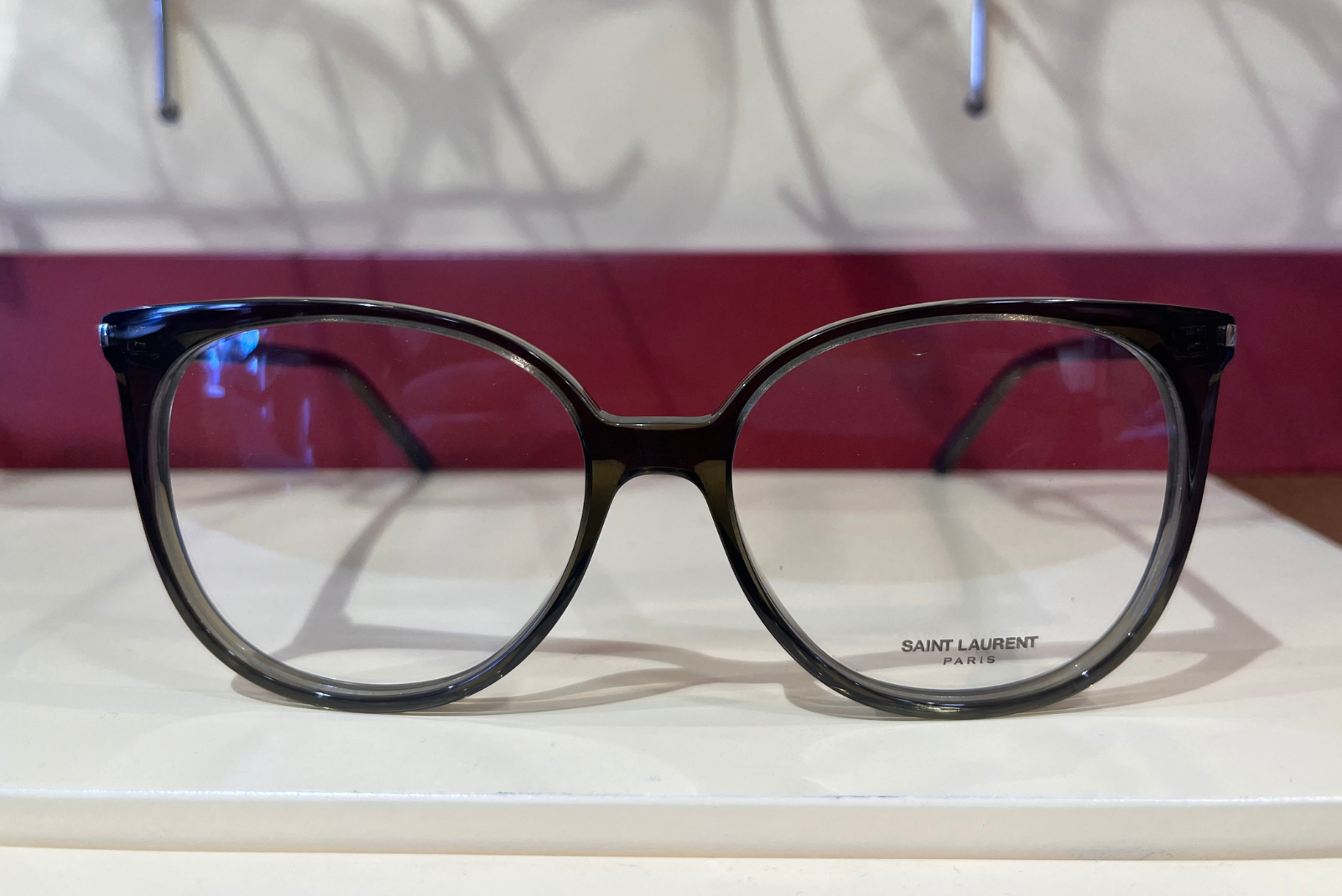 Lunettes de vue chic Yves Saint Laurent femme à Toulouse