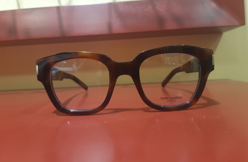Où acheter des lunettes de vue pour femme de la marque Saint Laurent à Toulouse